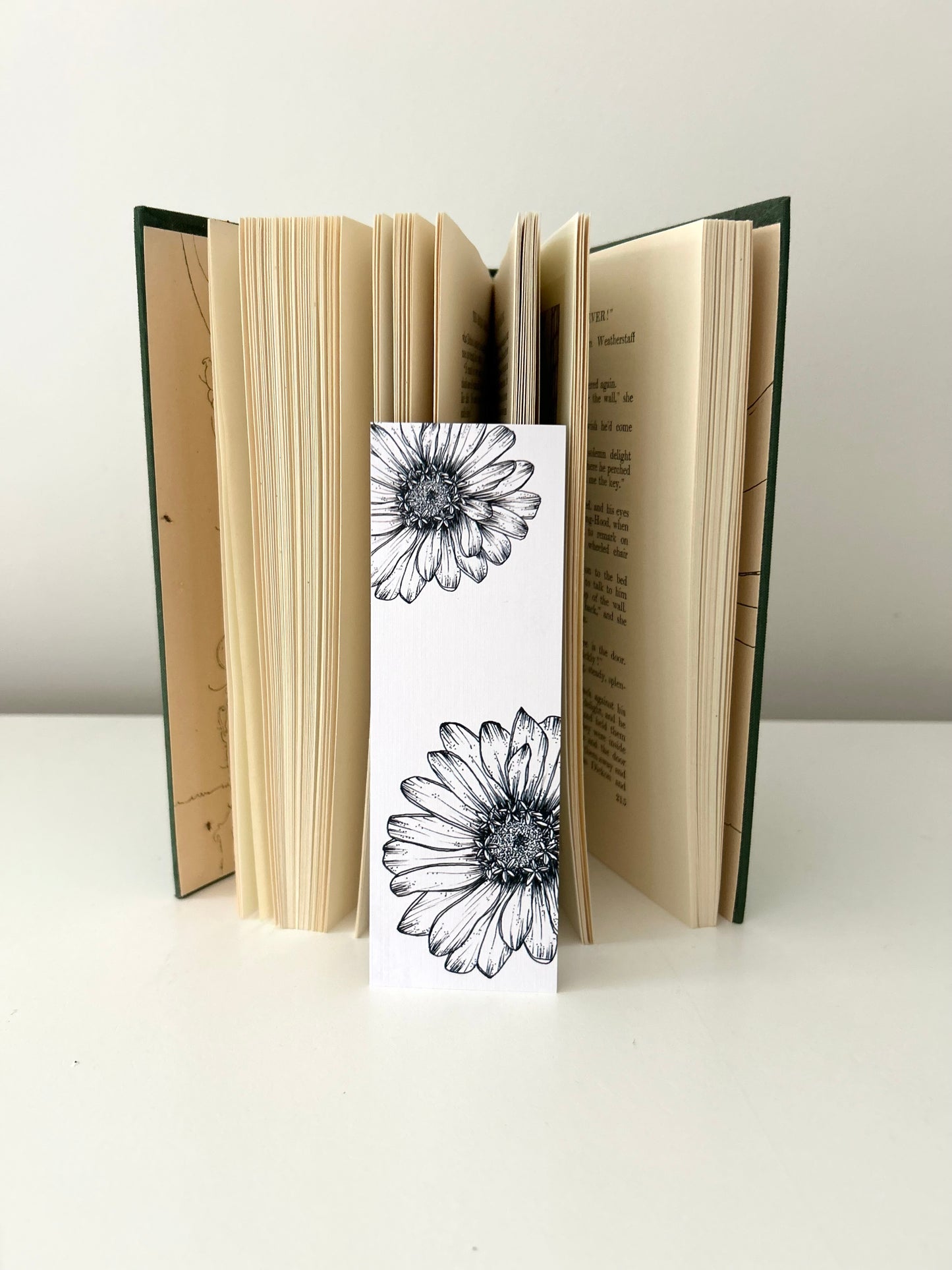 Bookmark - Zinnia