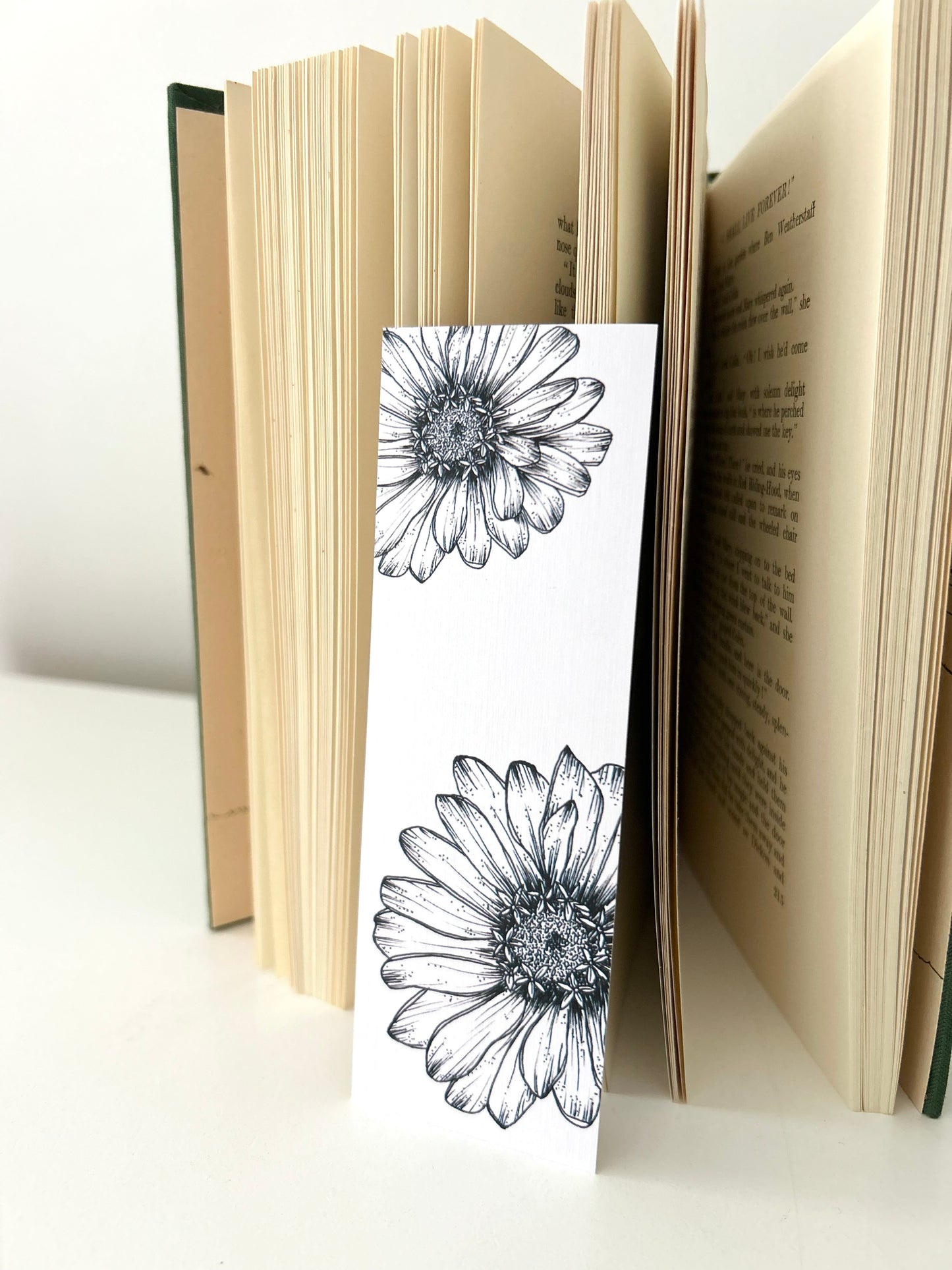 Bookmark - Zinnia